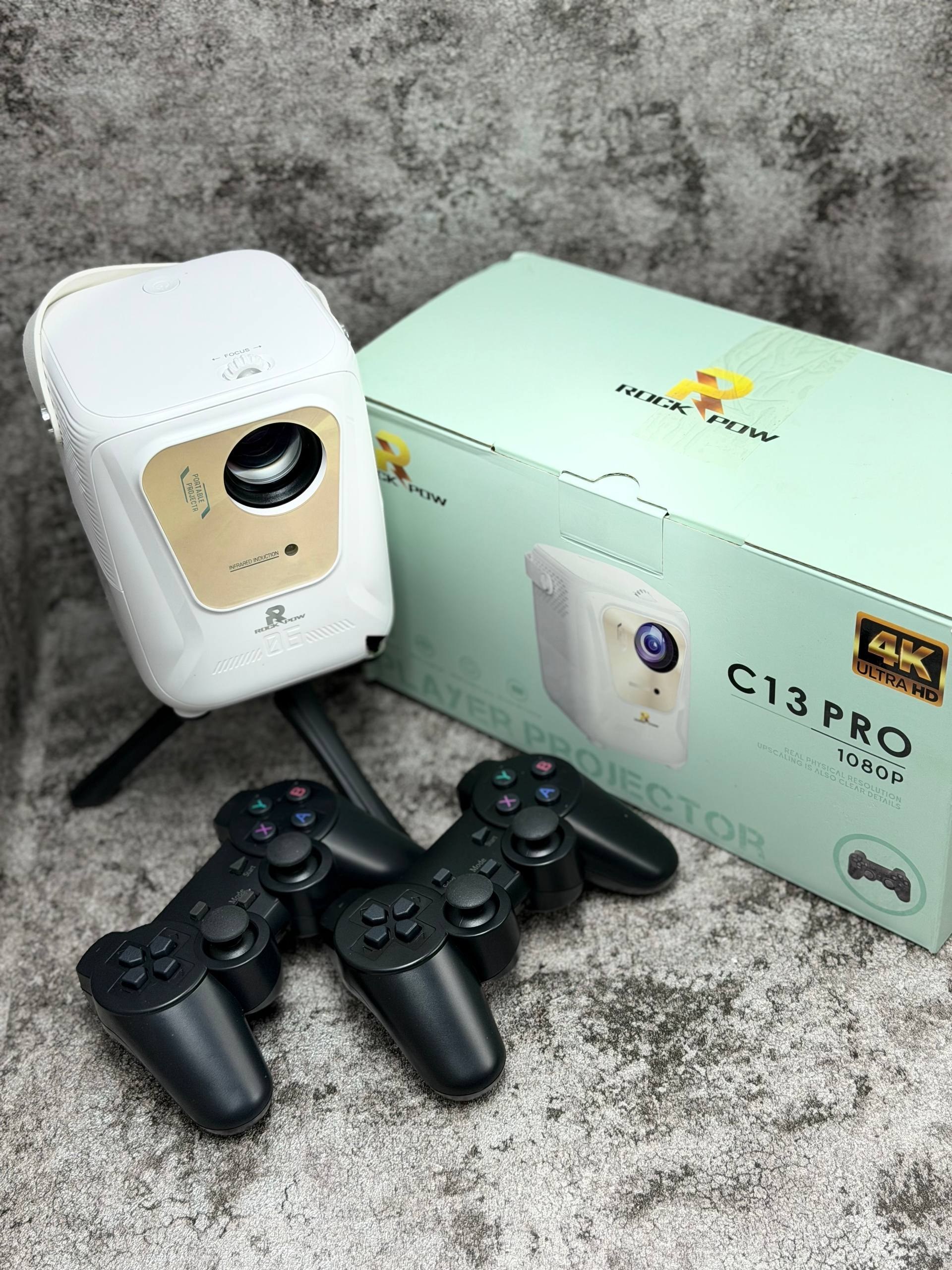 C13 PRO PROJECTOR